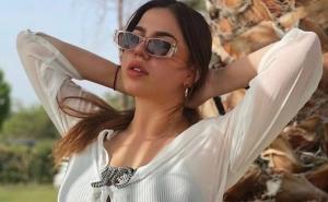 Kćerka Zdravka Čolića iznenadila fanove svojim novim fotografijama sa plaže